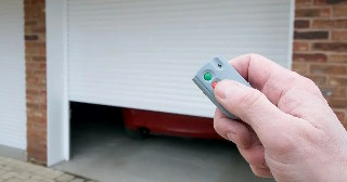 Купить автоматику для рулонных ворот Малоярославец, цена от 2809 руб.