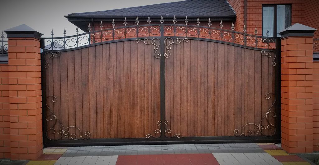 Купить простые ворота для дома: советы по выбору, установке и уходу в Малоярославце от 33911 руб | Титанзабор